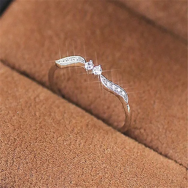 Crystal  Engagement Claws Design Hot Sale Rings