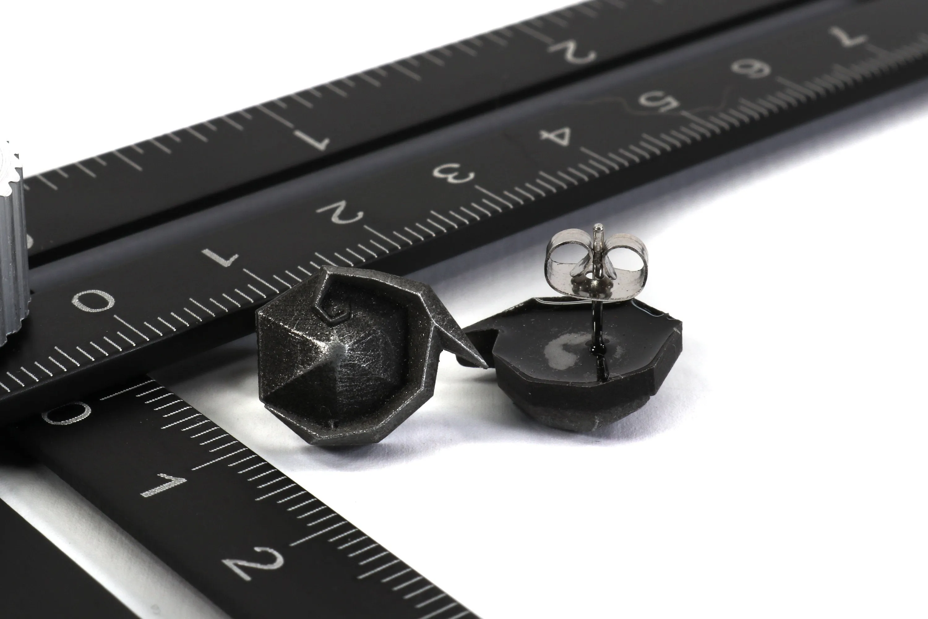 Kokiri Emerald Stainless Steel Studded Earrings Pair - Legend of Zelda