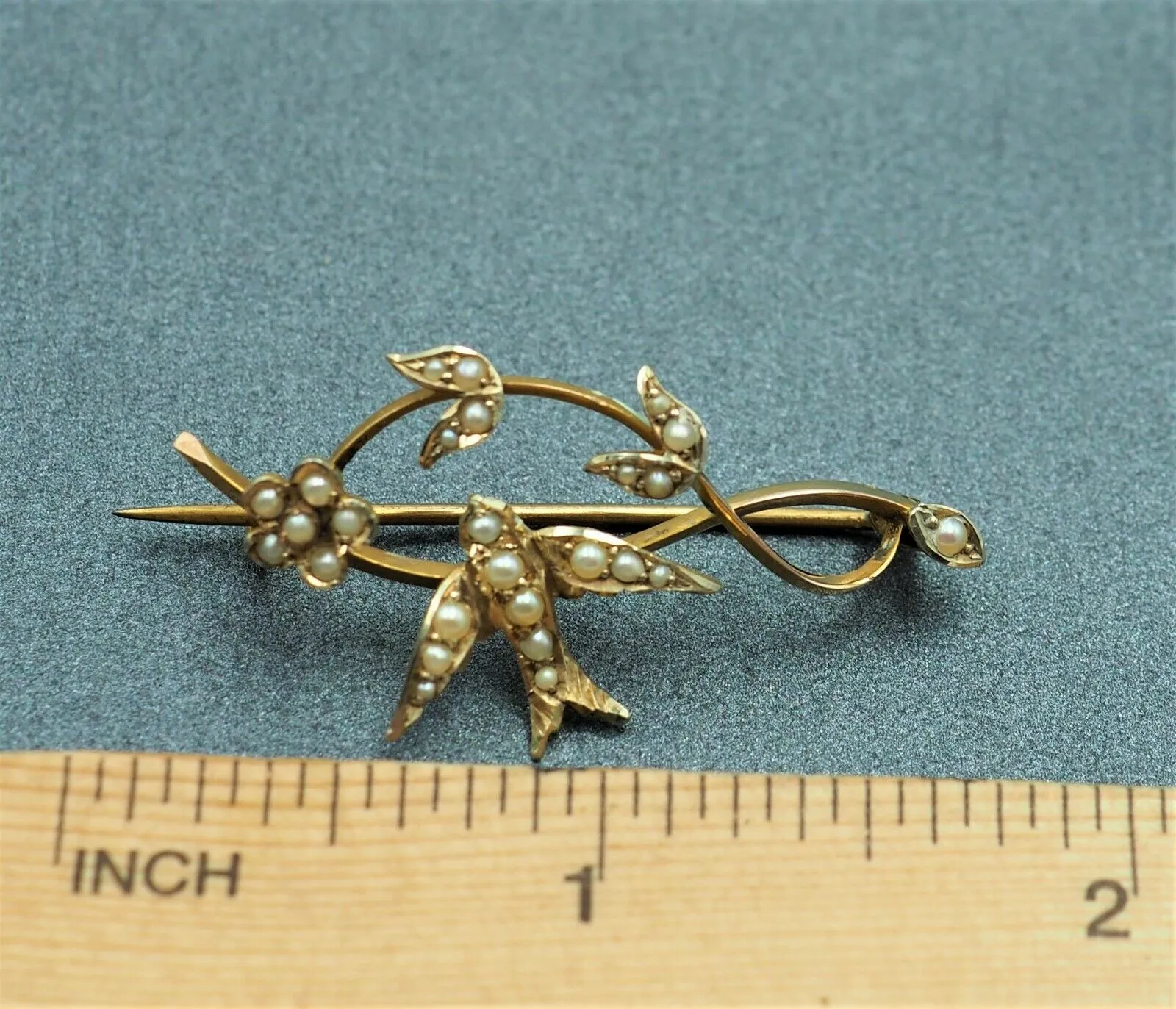 Seed Pearl 9ct Yellow Gold Brooch
