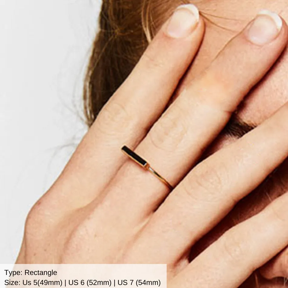 STACKABLE MINIMALIST RINGS SET