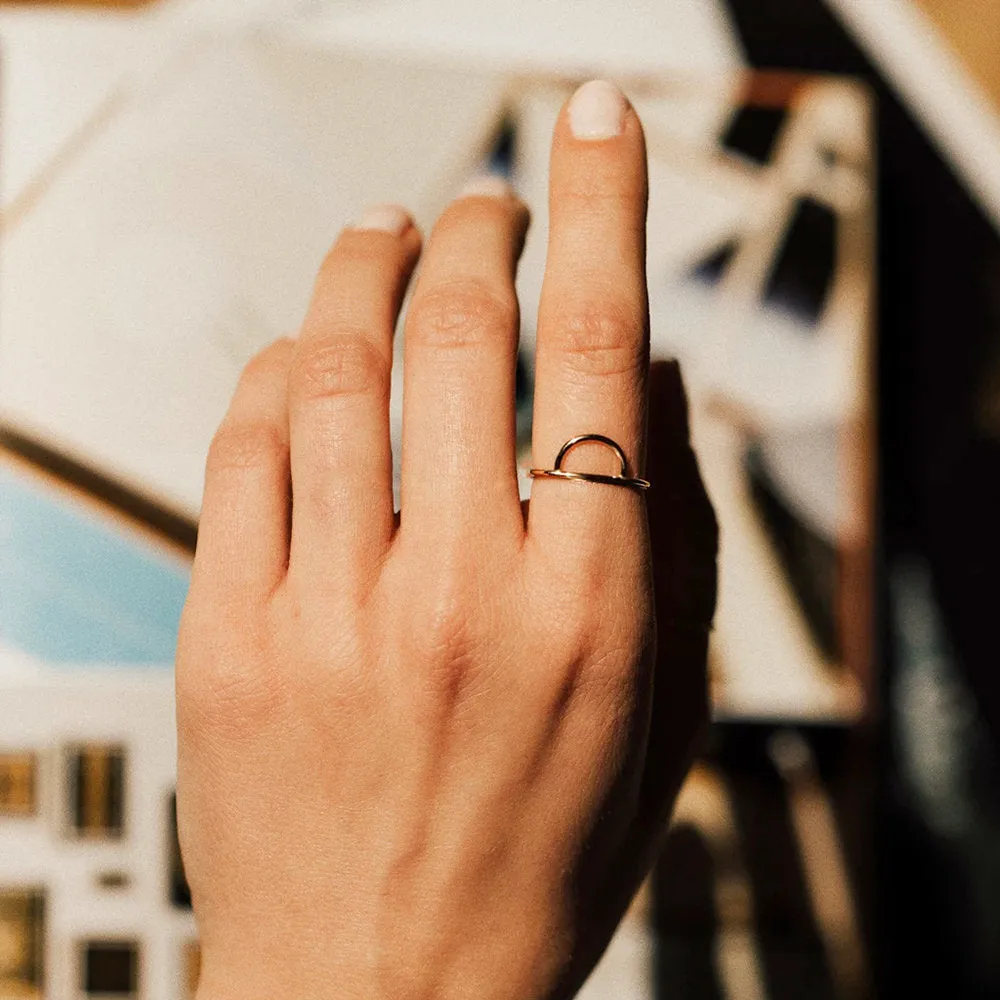 STACKABLE MINIMALIST RINGS SET