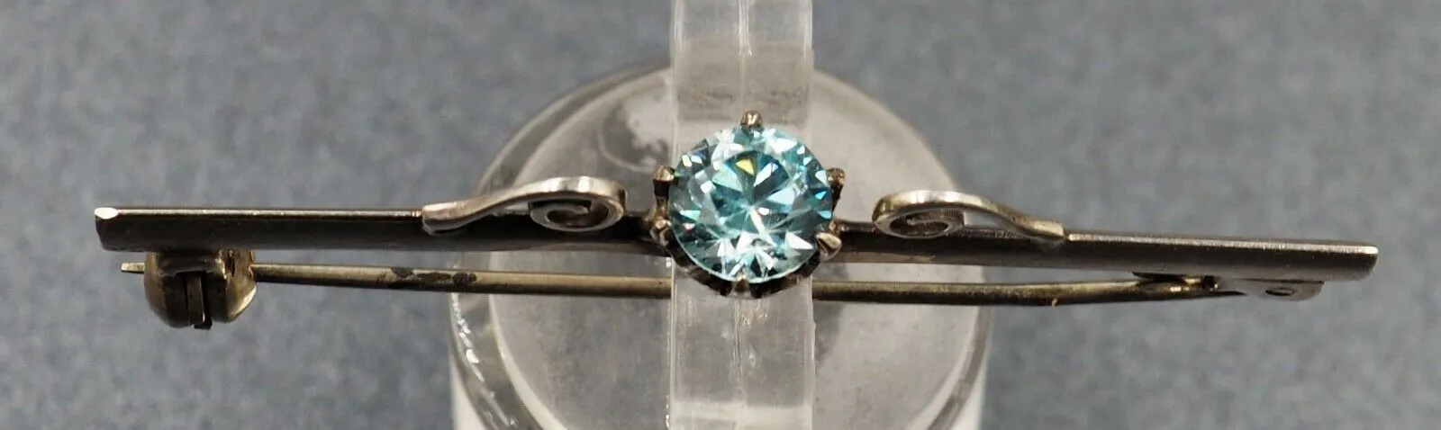 Sterling Silver Blue Zircon Bar Brooch
