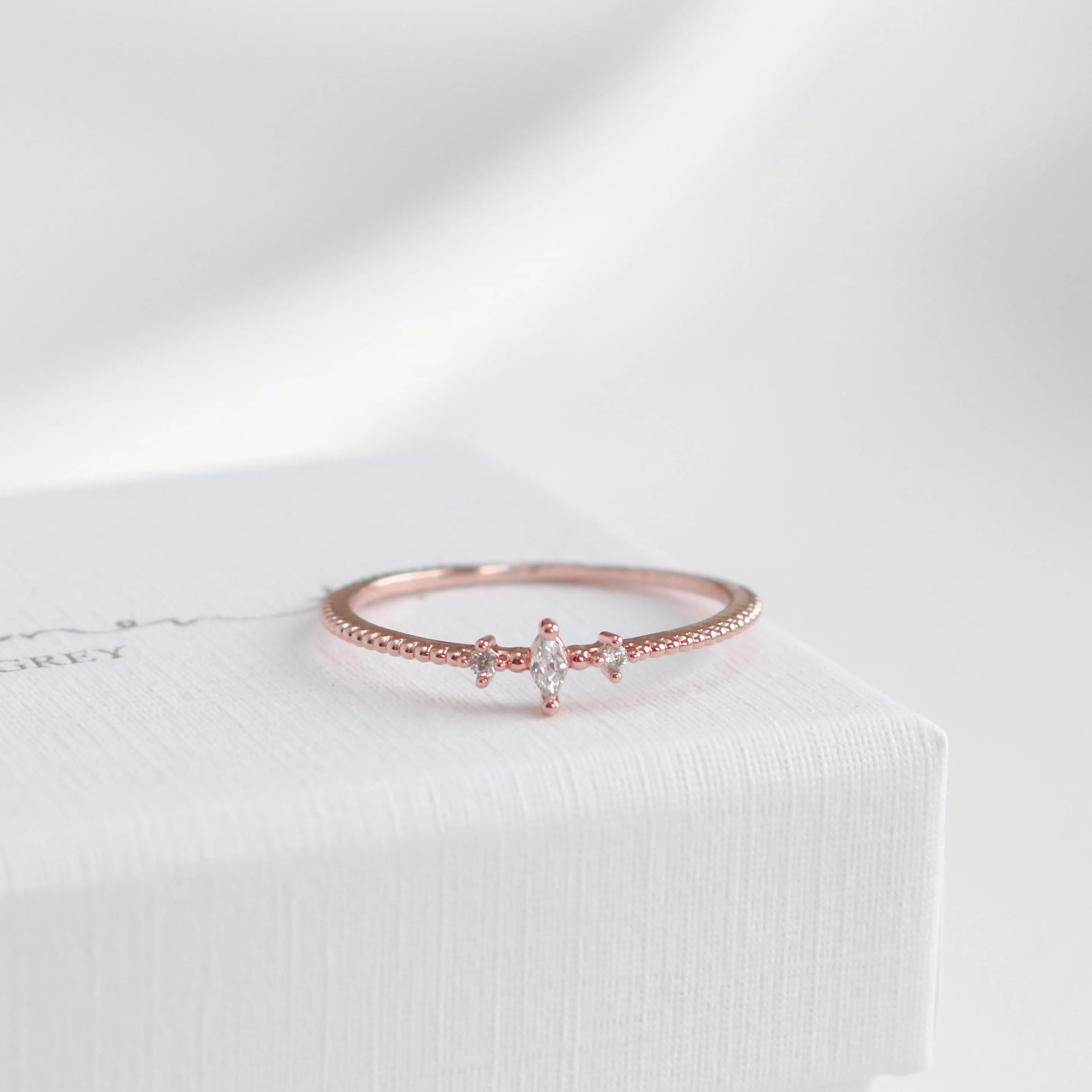 Versailles Ring