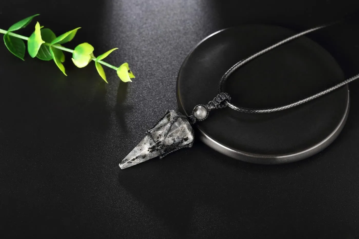 XIANNVXI Healing Crystal Stone Pointed Necklace Adjustable Black Rope Natural Gemstone Pendant Necklaces Jewelry for Men Women